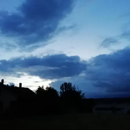 Aux Vieux Bois